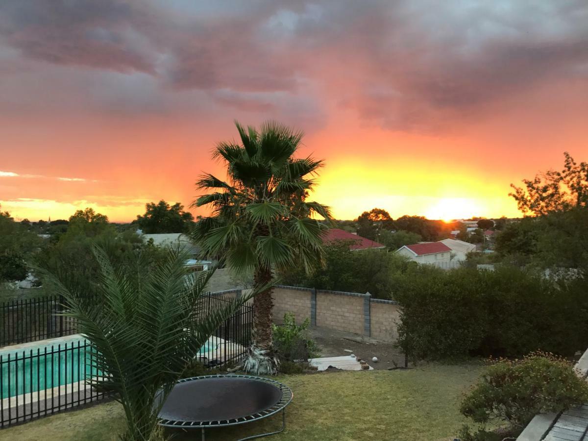 Hotel Haus Holzapfel Beaufort West Zewnętrze zdjęcie