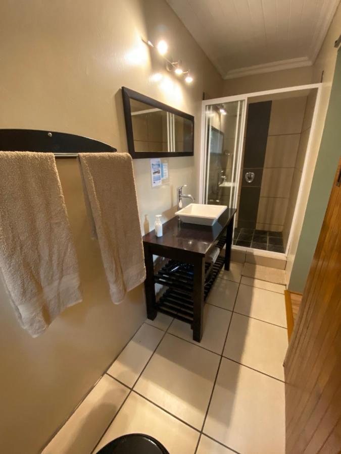 Hotel Haus Holzapfel Beaufort West Zewnętrze zdjęcie